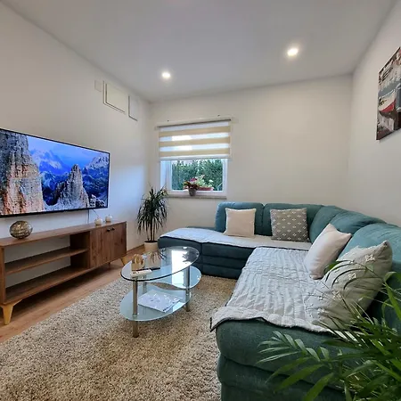 Apartment Lovely